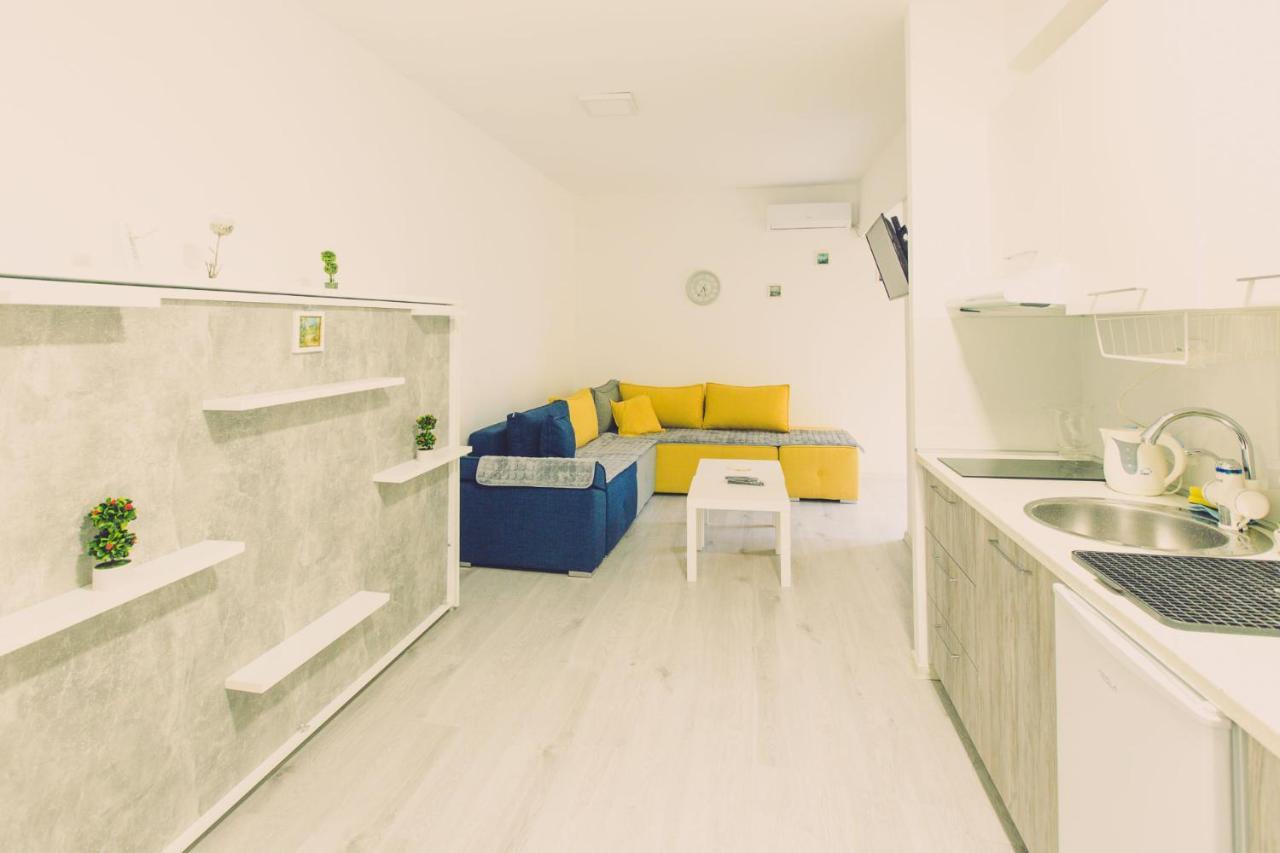 סקופיה Hristovi Apartments מראה חיצוני תמונה