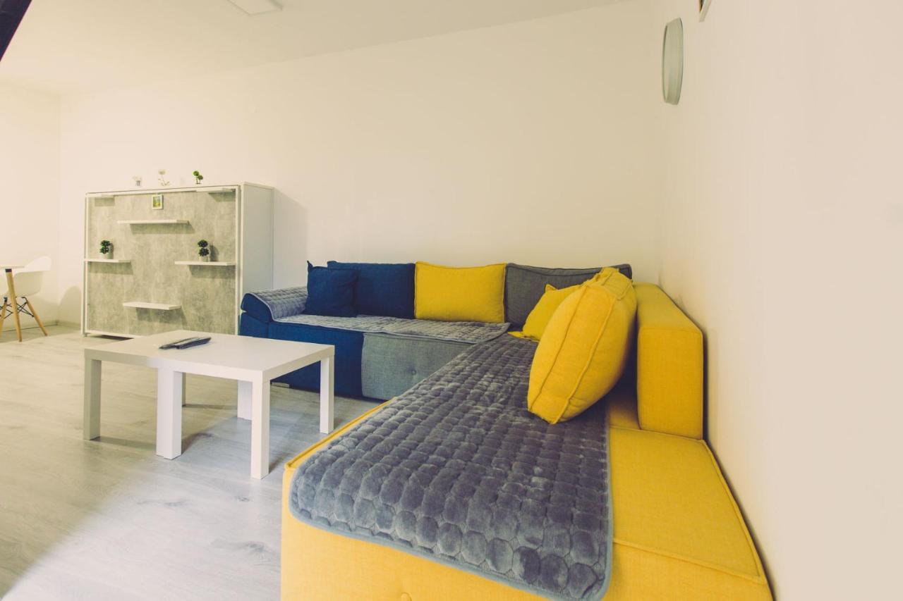 סקופיה Hristovi Apartments מראה חיצוני תמונה